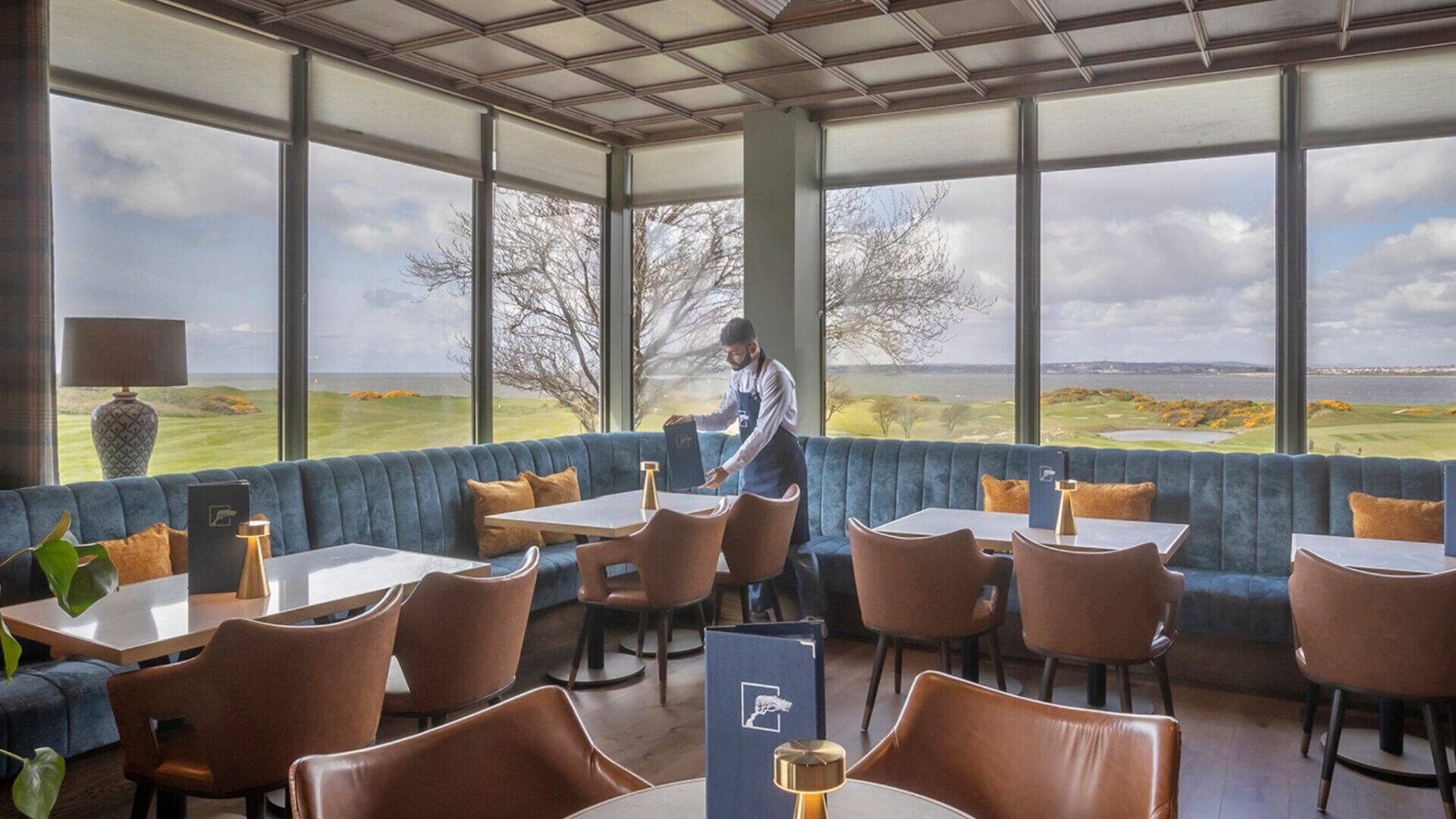 Hero desktop banner single