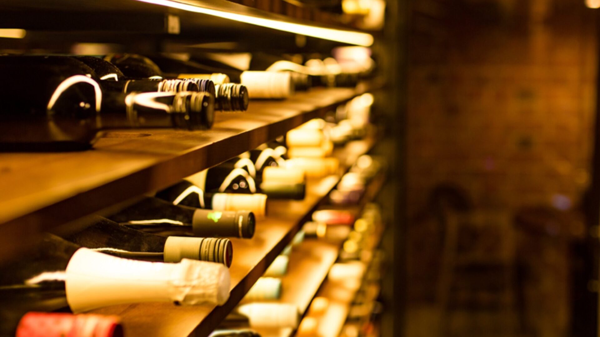 Hero desktop banner single